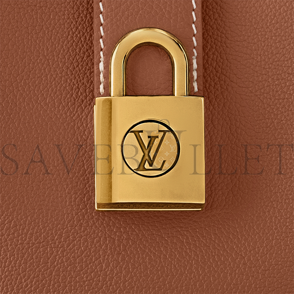 LOUIS VUITTON LOW KEY SHOULDER BAG M24885 (26*18*7cm) LOUIS VUITTON LOW KEY SHOULDER BAG M24885 (26*18*7cm)